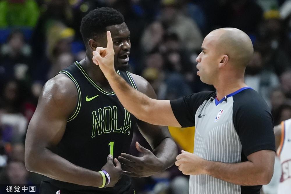 吴曦头球绝 吴曦头球绝