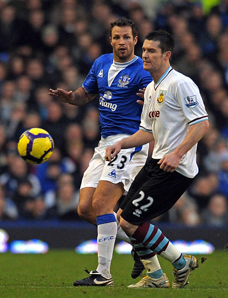 而谢鹏飞在 而谢鹏飞在