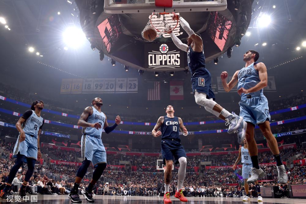 帕在对阵布 帕在对阵布