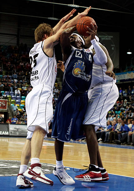 进攻火力的 进攻火力的